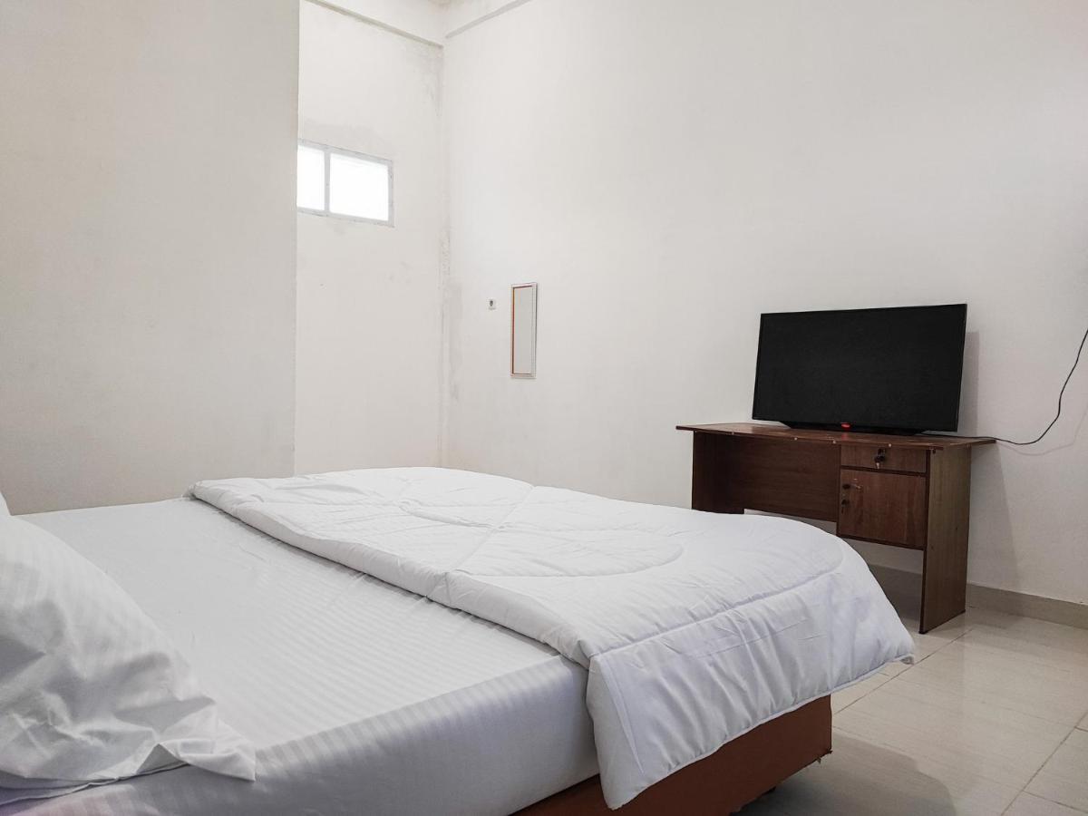 Adela Homestay Syariah Near Universitas Muhammadiyah Jambi Mitra Reddoorz Dış mekan fotoğraf