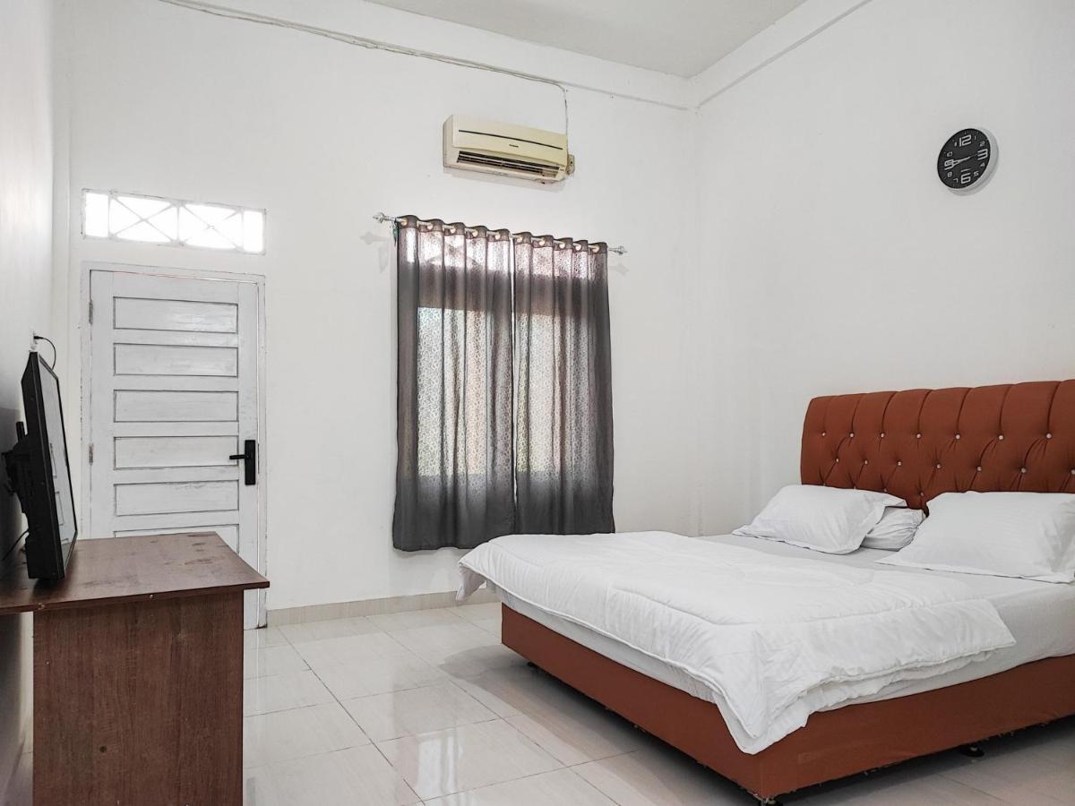 Adela Homestay Syariah Near Universitas Muhammadiyah Jambi Mitra Reddoorz Dış mekan fotoğraf
